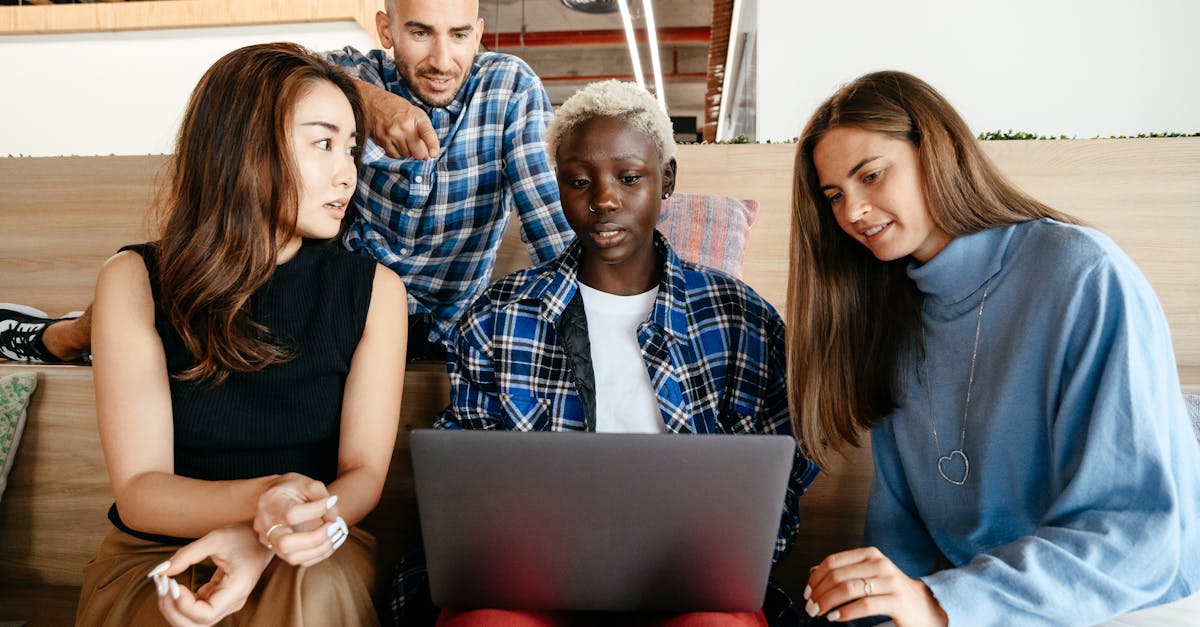 热血江湖手游辅助- 魔幻app详情下载教程最新